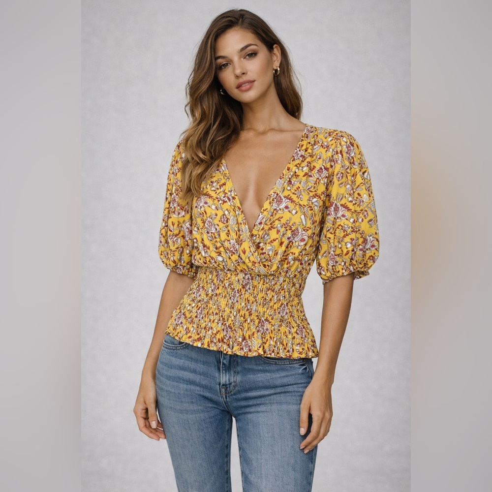 Cupcakes and Cashmere Yellow Floral Smocked Top | XS